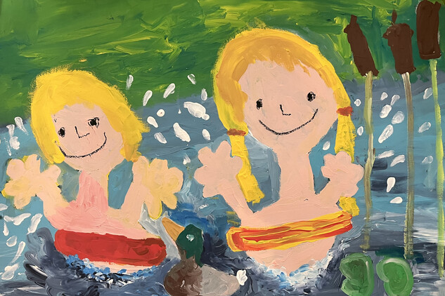 Daniela Š. | 5 let | Koupání se sestřenicí Janičkou ve Vltavě